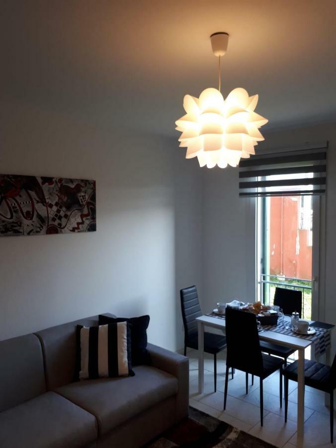 My Home Apartment 미라 외부 사진